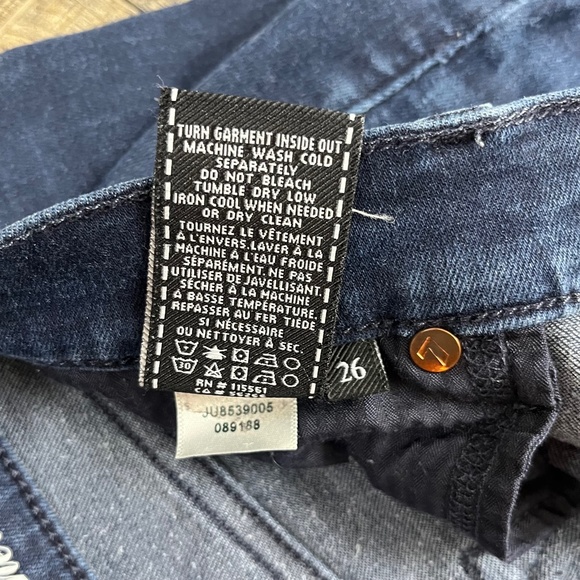 7 For All Mankind High Waist Skinny Jeans Pants Denim ((size 26)) - Picture 8 of 8